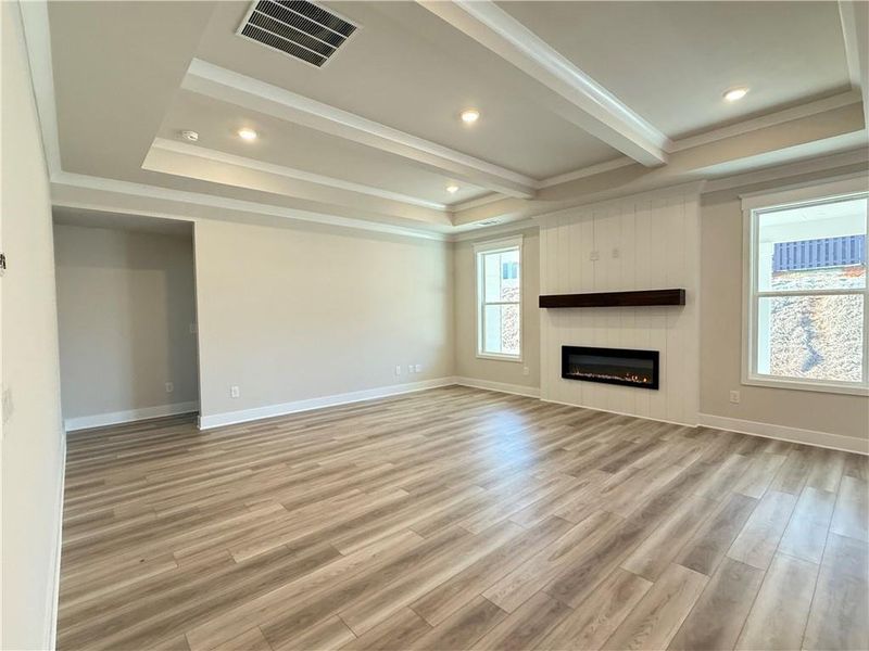 Spacious, unfurnished interior of a new home in Ponderosa Farms Reserve, Gainesville (Image 33).