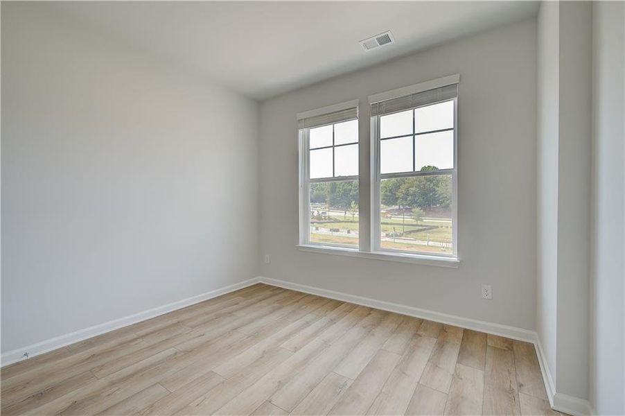Spacious, unfurnished interior of a new home in Daybreak, Newnan (Image 31).