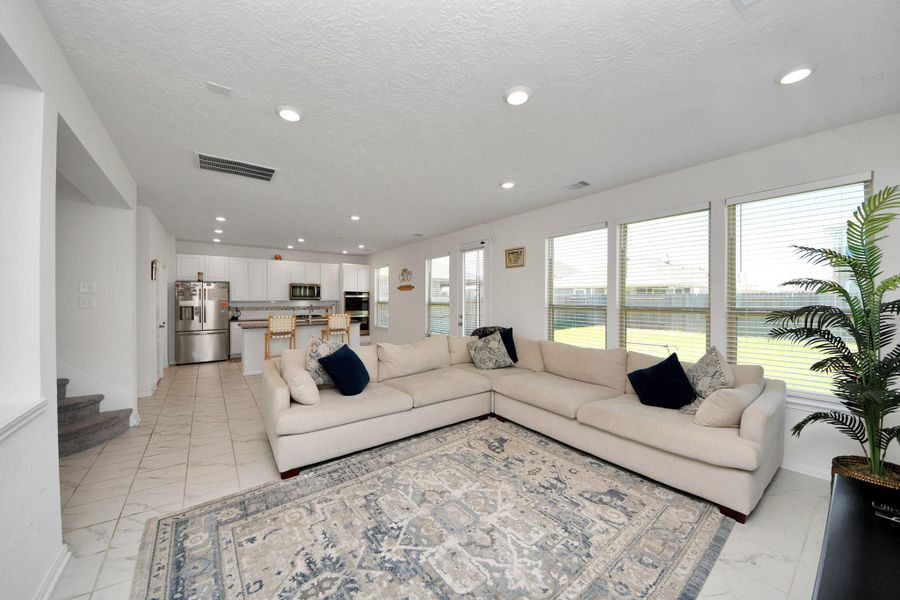 Furnished interior view inside a new home in Olympia Falls, Fresno (Image 14).