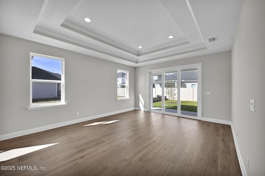 Spacious, unfurnished interior of a new home in Seabrook Village at Nocatee, Ponte Vedra (Image 38).