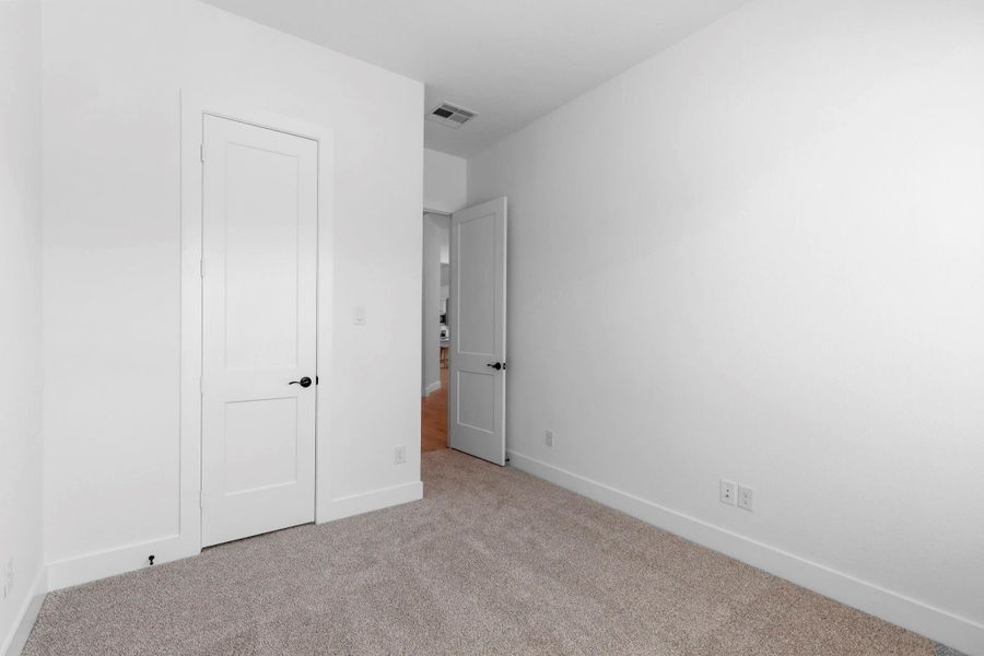 Spacious, unfurnished interior of a new home in Jubilee, Hockley (Image 30).