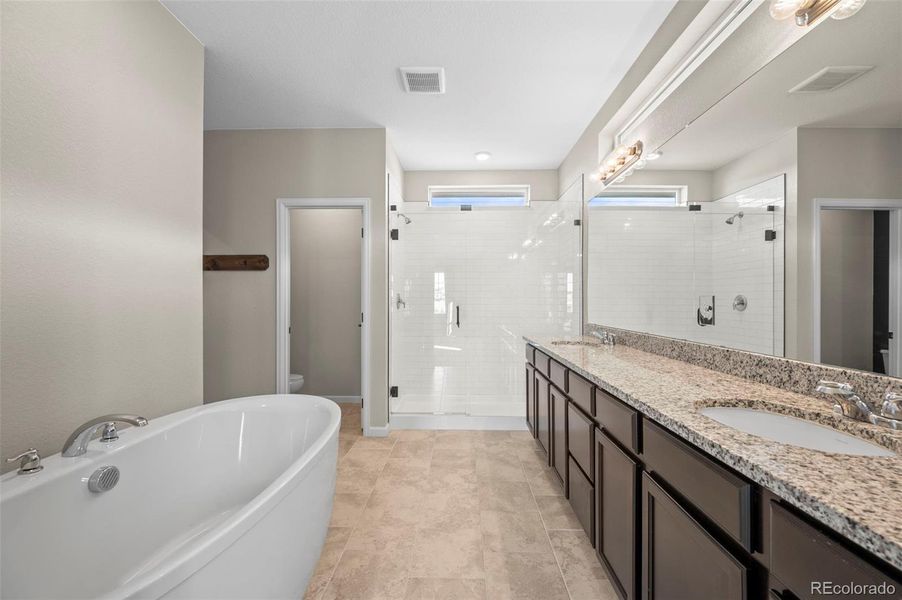 Furnished interior view inside a new home in , Aurora (Image 14).