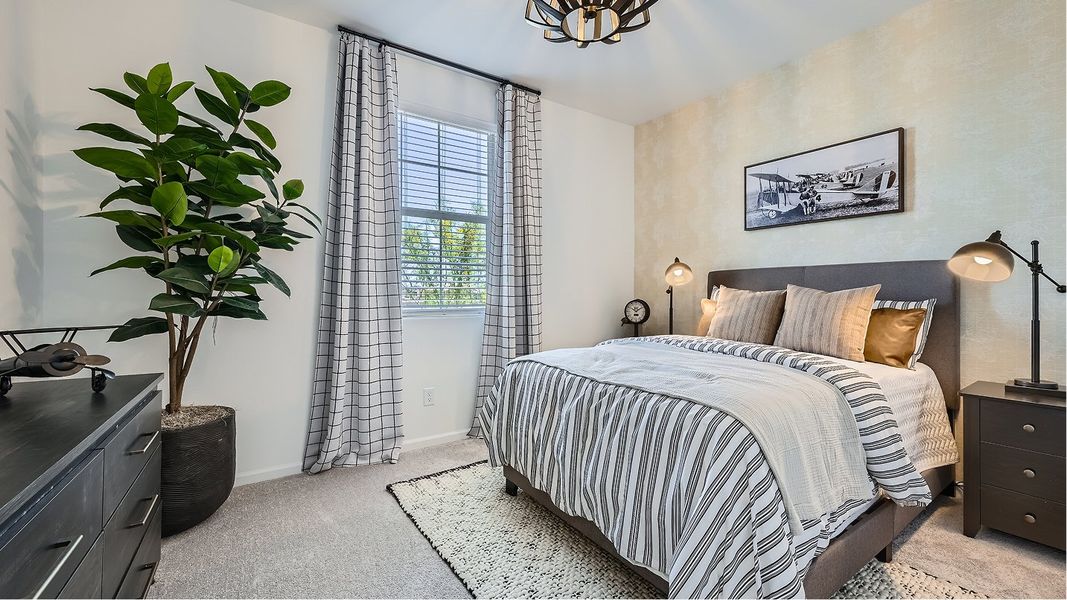 4083 Revolution Bed3 Base8