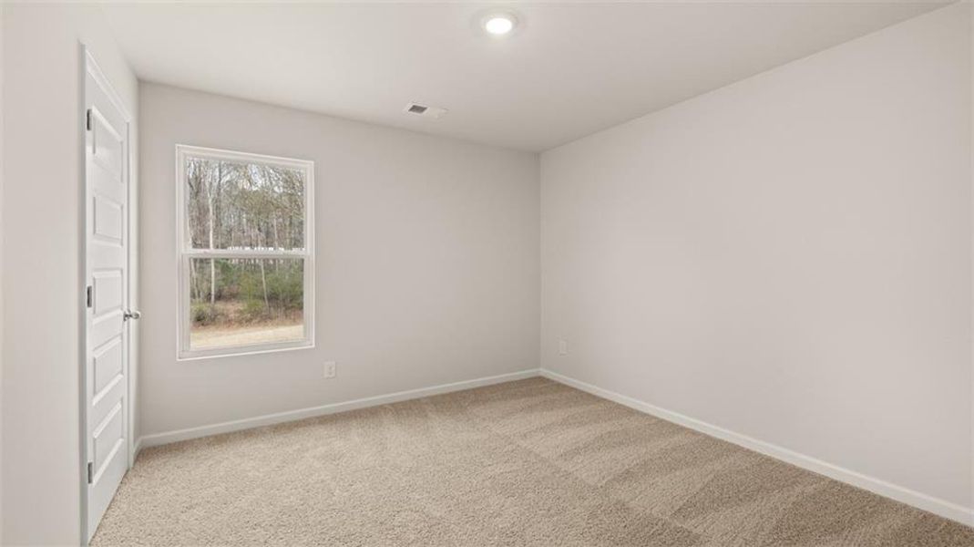 Spacious, unfurnished interior of a new home in Jackson Landing, Jefferson (Image 29).
