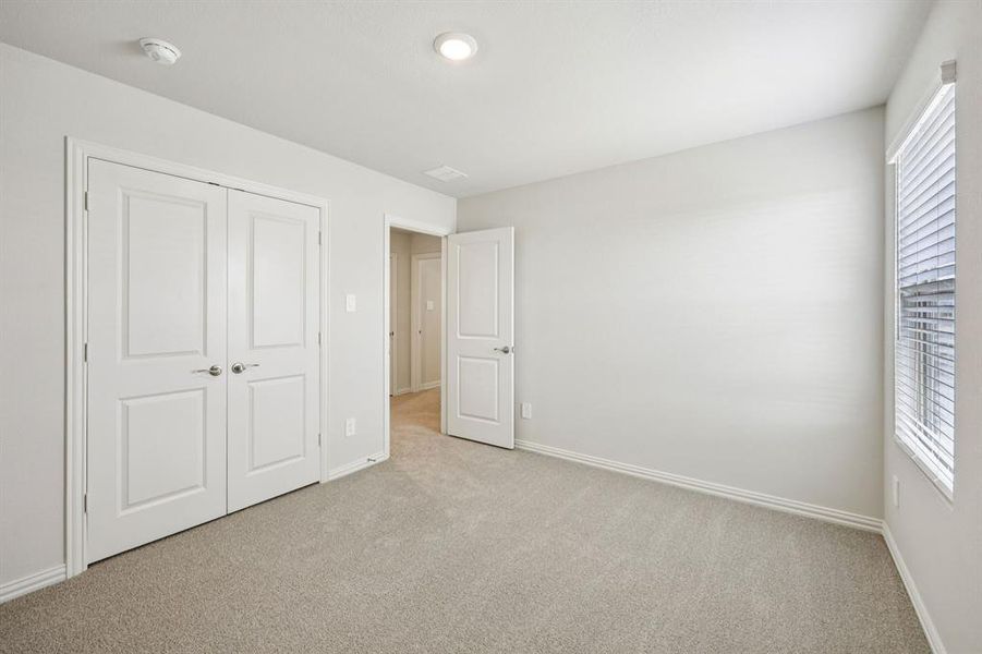 Photo is not of the actual home, but is an inspirational photo of builder’s model home and may depict options, furnishings, and/or decorator features that are not included.