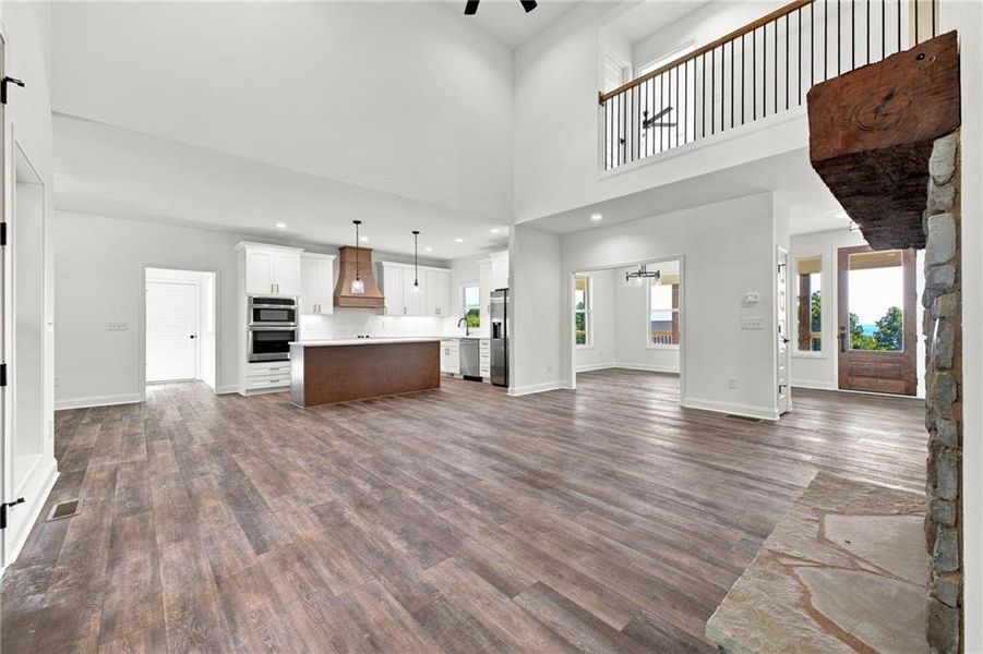 Spacious, unfurnished interior of a new home in , Cedartown (Image 34).