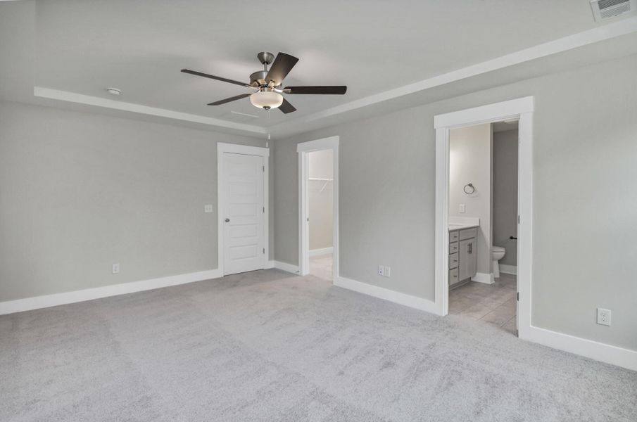 Spacious, unfurnished interior of a new home in Lake Carolina Townhomes, Columbia (Image 37).
