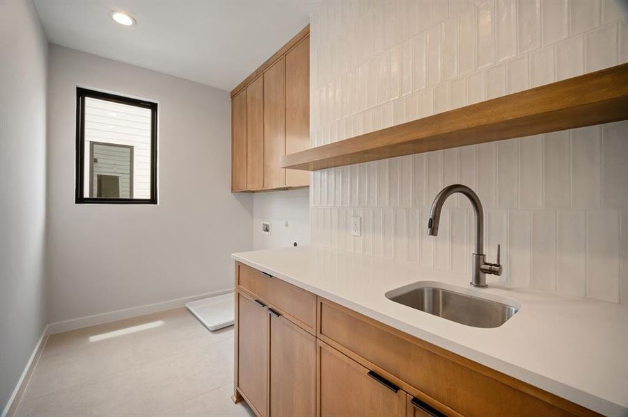 Close-up of interior finishes inside a home in , Dallas (Image 21).