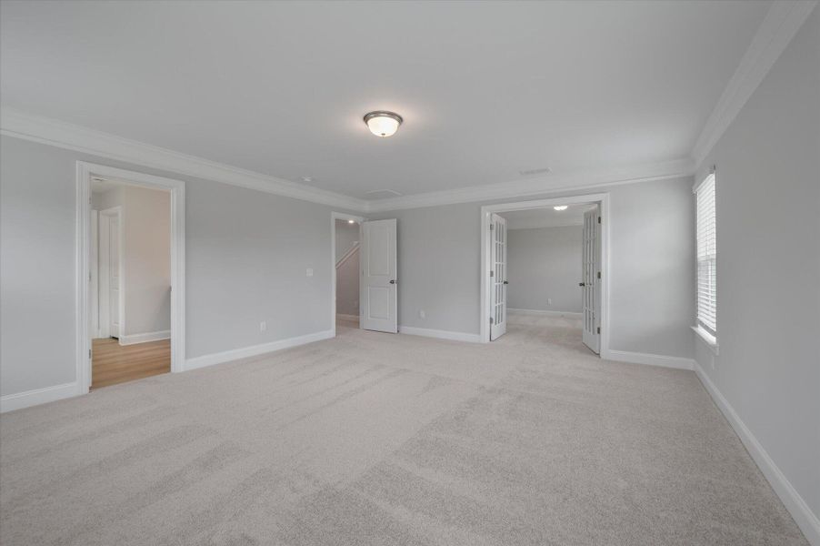 Spacious, unfurnished interior of a new home in Parker's Preserve, Ridgeville (Image 21).