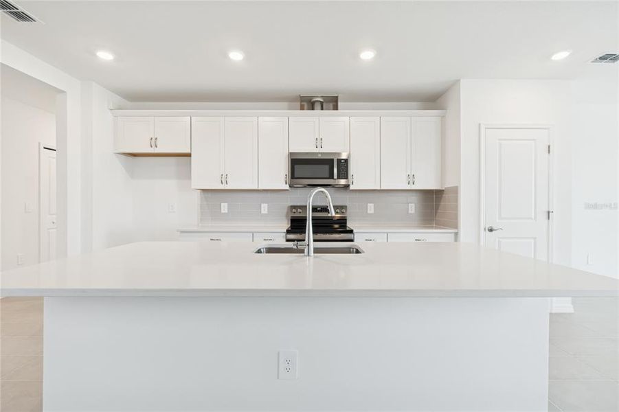 Furnished interior view inside a new home in Southpointe, Palmetto (Image 6).