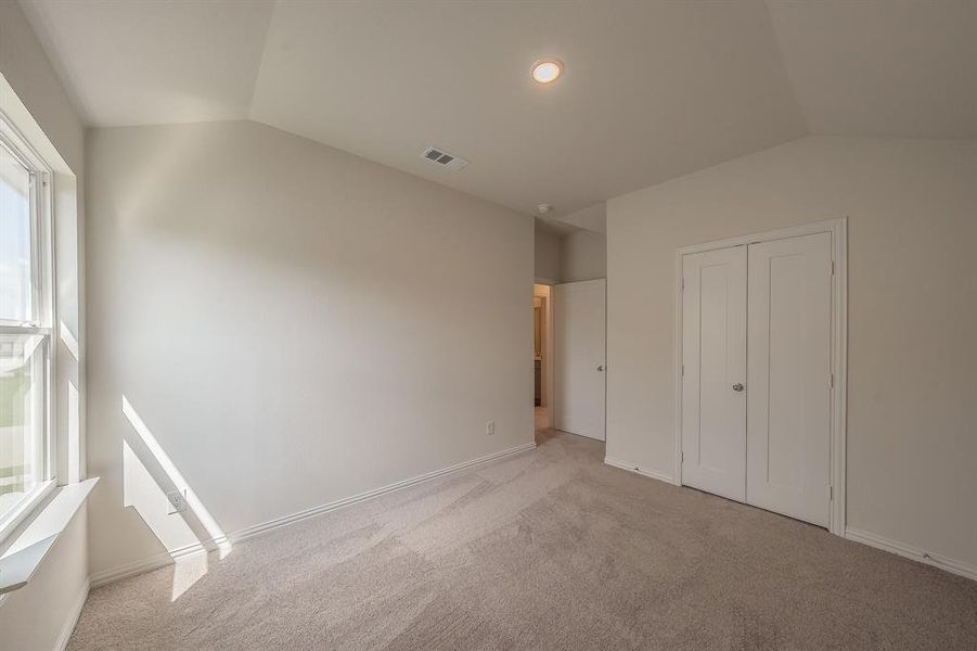 Spacious, unfurnished interior of a new home in Courtland Place, Cleburne (Image 34). Spacious, unfurnished interior of a new home in Courtland Place, Cleburne (Image 34).