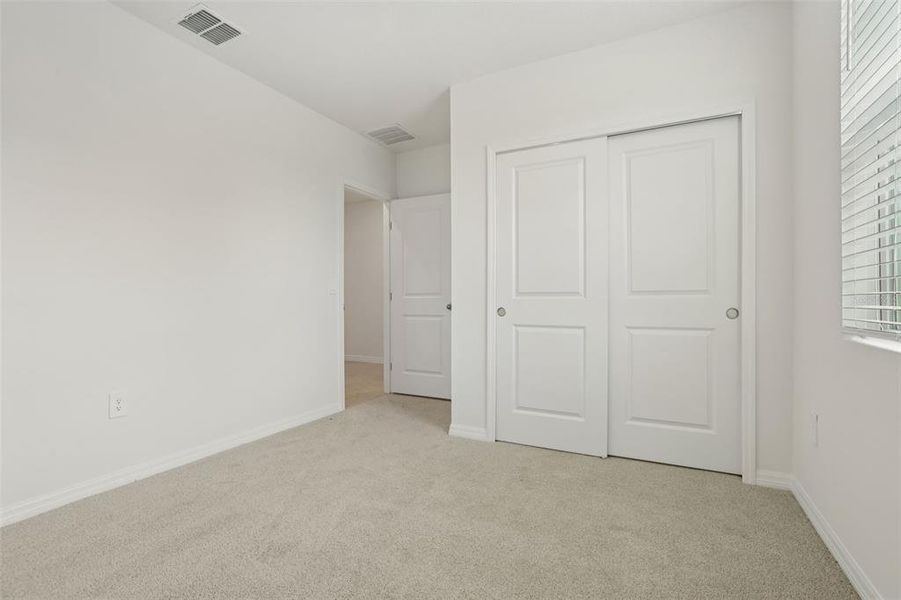 Spacious, unfurnished interior of a new home in Wynnstone - Signature Series, Davenport (Image 26).