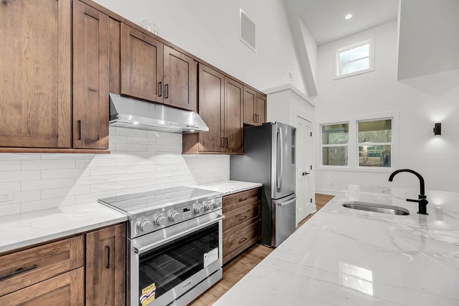 Image 40 of a home in .