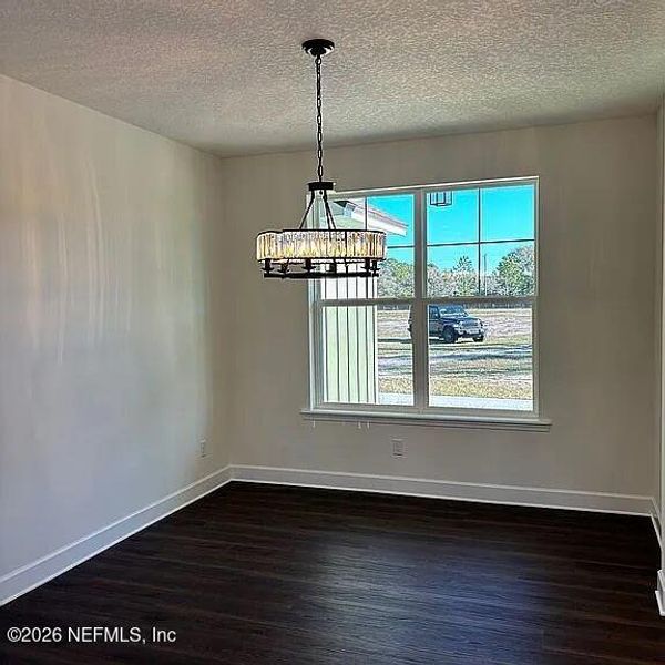 Spacious, unfurnished interior of a new home in , Green Cove Springs (Image 21).