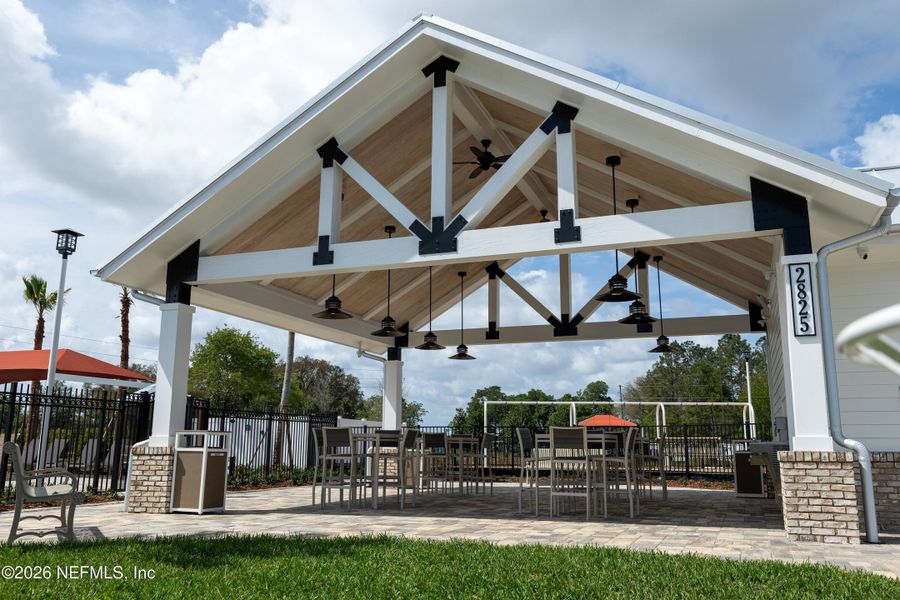 Community amenities in Sandridge Hills, Green Cove Springs (Image 7).