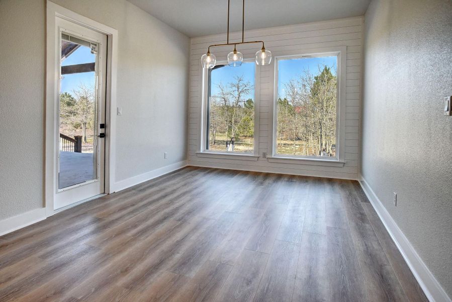 Spacious, unfurnished interior of a new home in , Bastrop (Image 13).