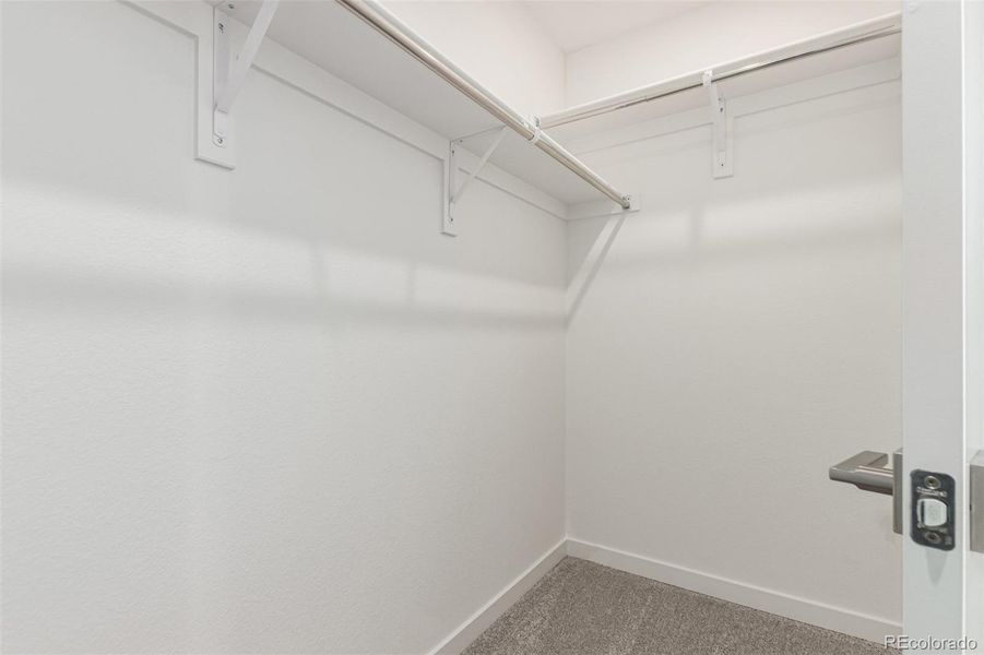 Spacious, unfurnished interior of a new home in Victory Ridge, Colorado Springs (Image 15).