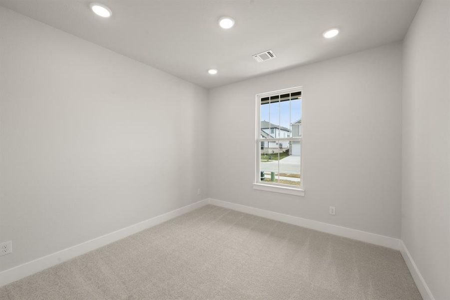 1721 Nesting Robin- Bedroom-1