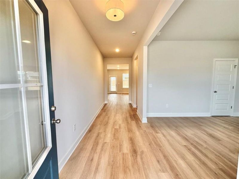 Spacious, unfurnished interior of a new home in , Bonaire (Image 30).