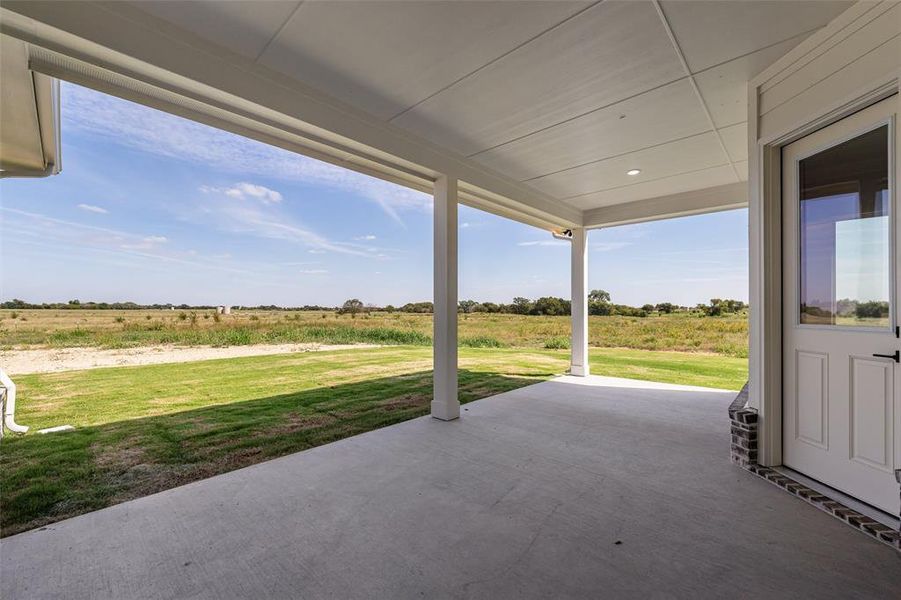 Exterior details and patio area of a home in Rocky Top, Krum (Image 26). Exterior details and patio area of a home in Rocky Top, Krum (Image 26).