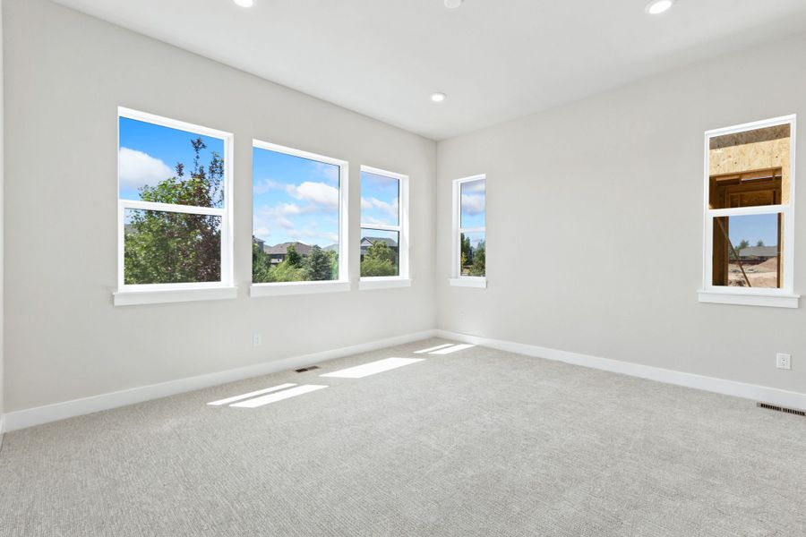 Spacious, unfurnished interior of a new home in RainDance, Windsor (Image 11). Spacious, unfurnished interior of a new home in RainDance, Windsor (Image 11).