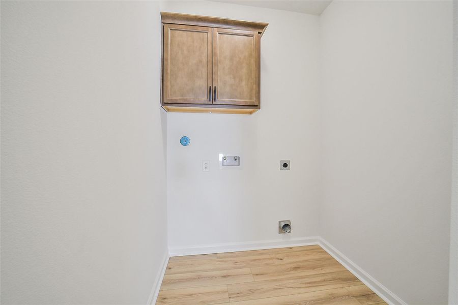 Spacious, unfurnished interior of a new home in Mostyn Springs, Magnolia (Image 29). Spacious, unfurnished interior of a new home in Mostyn Springs, Magnolia (Image 29).