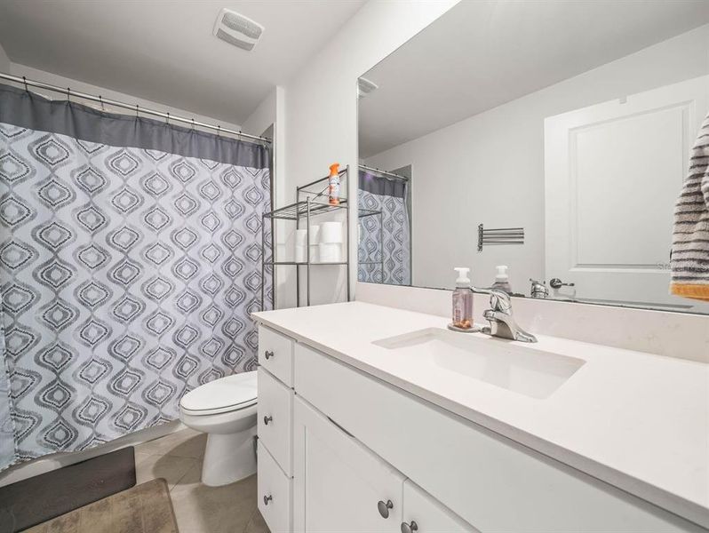 Furnished interior view inside a new home in , Punta Gorda (Image 9).