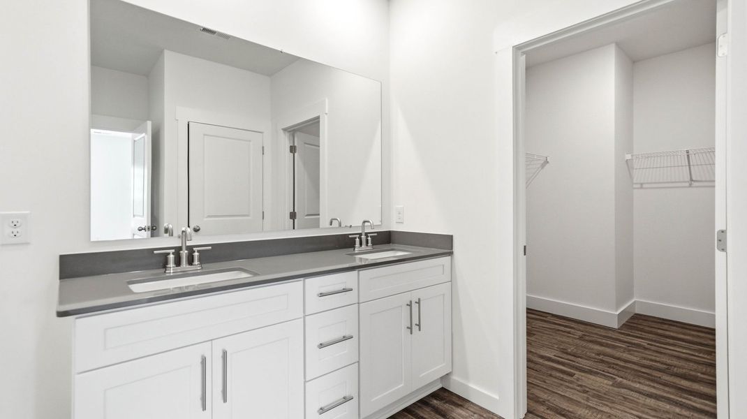 Furnished interior view inside a new home in Fieldcrest Acres, Blountville (Image 16).