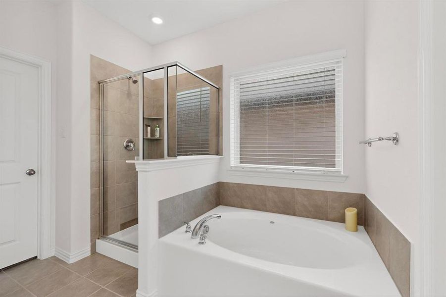 Furnished interior view inside a new home in Verandah, Royse City (Image 8).