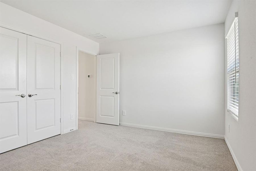 Photo is not of the actual home, but is an inspirational photo of builder’s model home and may depict options, furnishings, and/or decorator features that are not included.