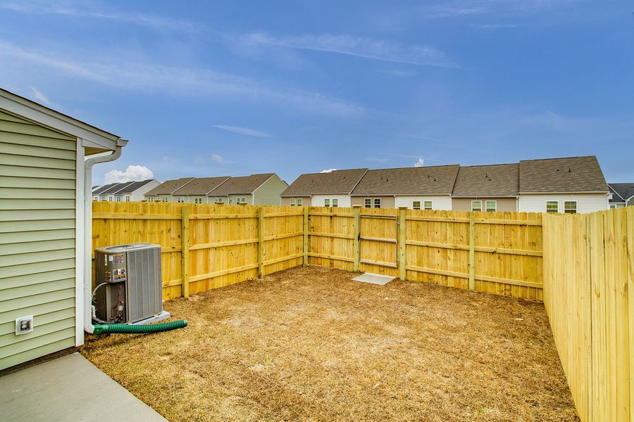 Exterior details and patio area of a home in Astoria, Columbia (Image 4).
