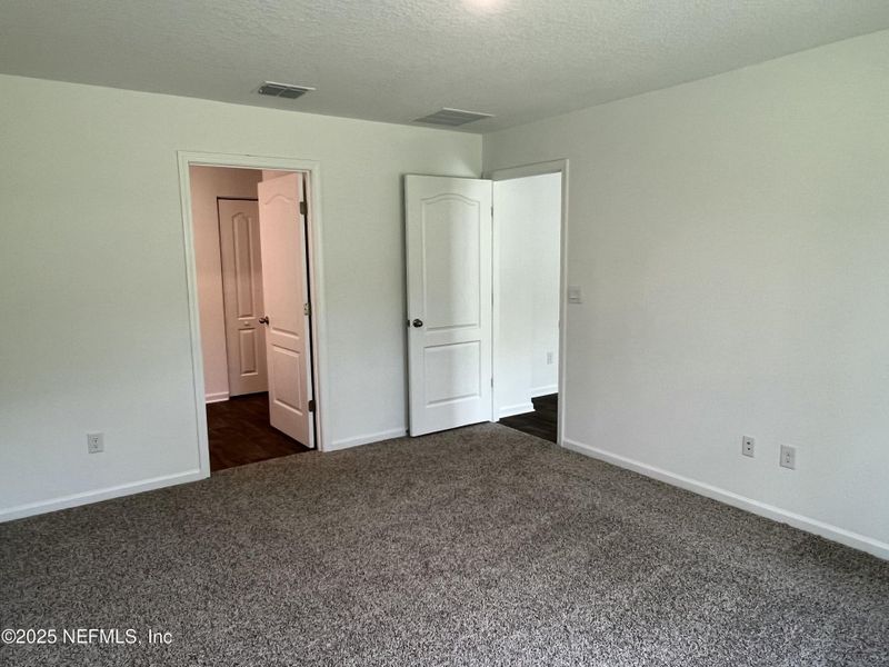 Spacious, unfurnished interior of a new home in Palm Coast Homesites, Palm Coast (Image 20).