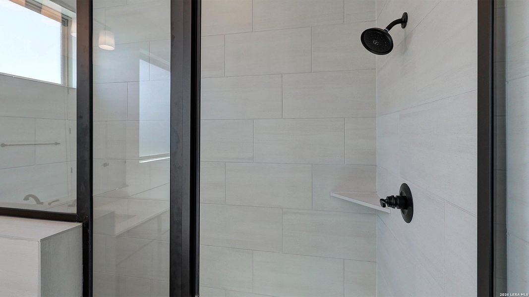 Close-up of interior finishes inside a home in Haby Hill, San Antonio (Image 15).