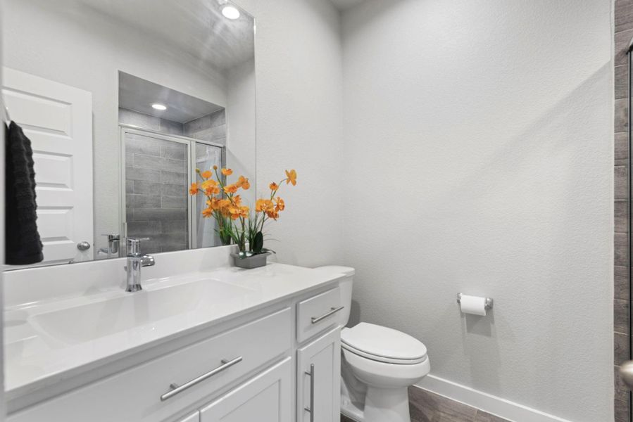 Furnished interior view inside a new home in Edgewood Village, Houston (Image 45). Furnished interior view inside a new home in Edgewood Village, Houston (Image 45).