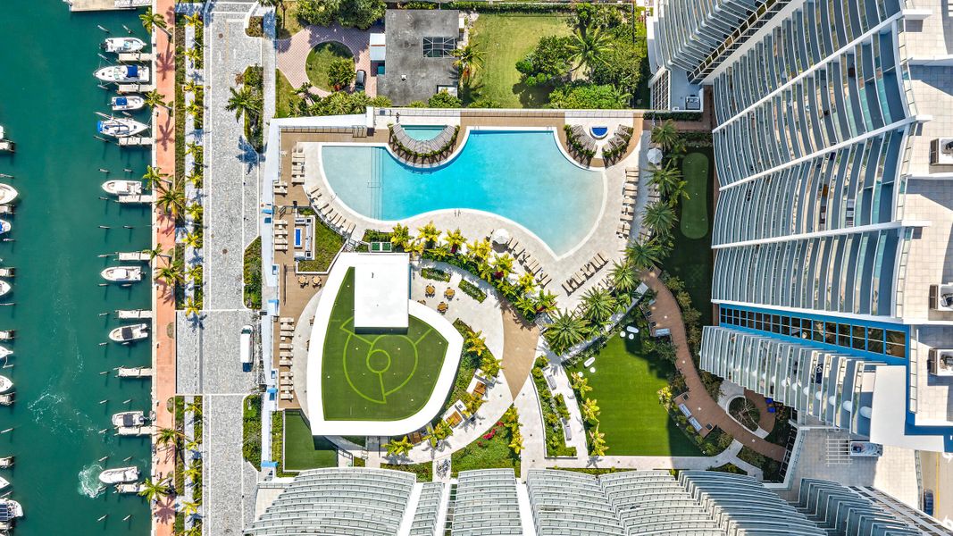 220 Lake Shore Dr n 1521-16 220 Lake Shore Dr n 1521-16