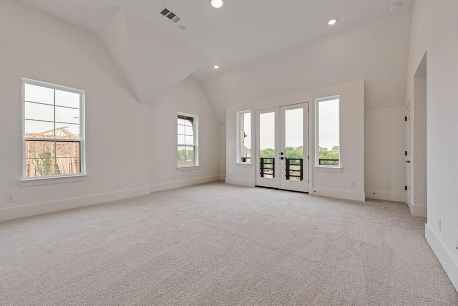 Spacious, unfurnished interior of a new home in Park Place, Prosper (Image 31). Spacious, unfurnished interior of a new home in Park Place, Prosper (Image 31).