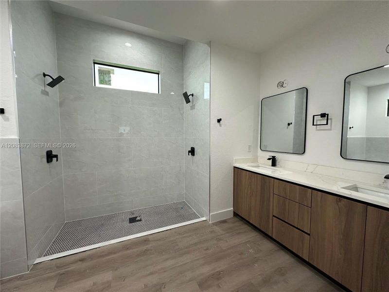 Furnished interior view inside a new home in , Cape Coral (Image 7).