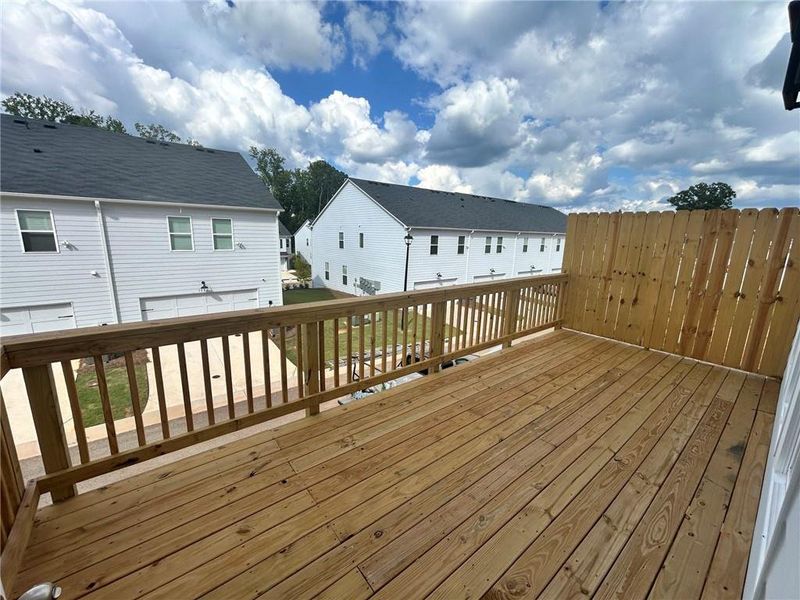 Exterior details and patio area of a home in Old Salem Crossing, Conyers (Image 14).