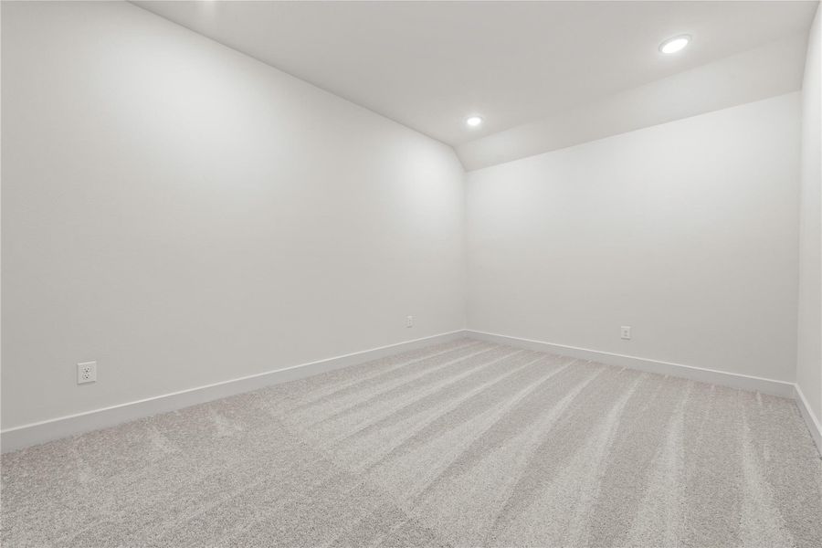 Representative image. Features, selections, and colors may vary.