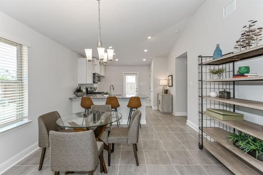 Furnished interior view inside a new home in Parkbrook, Panama City (Image 6).
