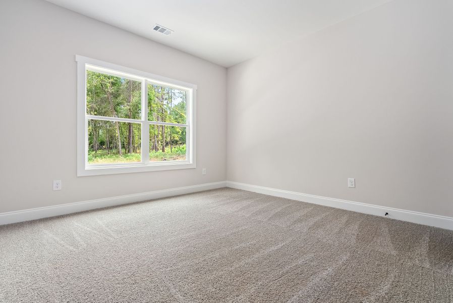 Spacious, unfurnished interior of a new home in Hammett Woods, Hogansville (Image 17).
