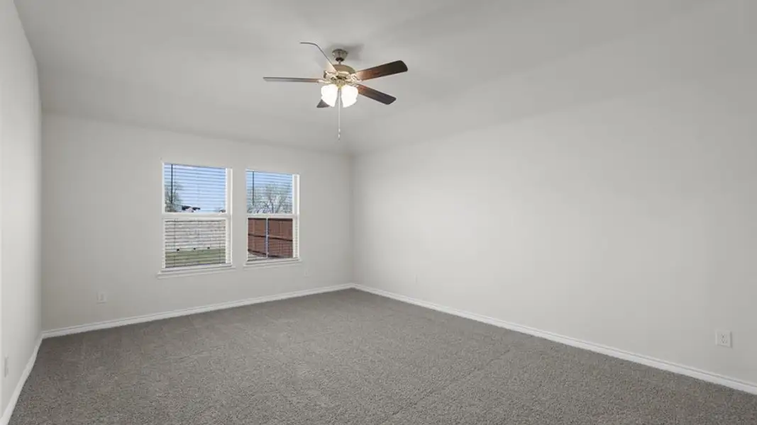 Spacious, unfurnished interior of a new home in Elevon, Lavon (Image 22).