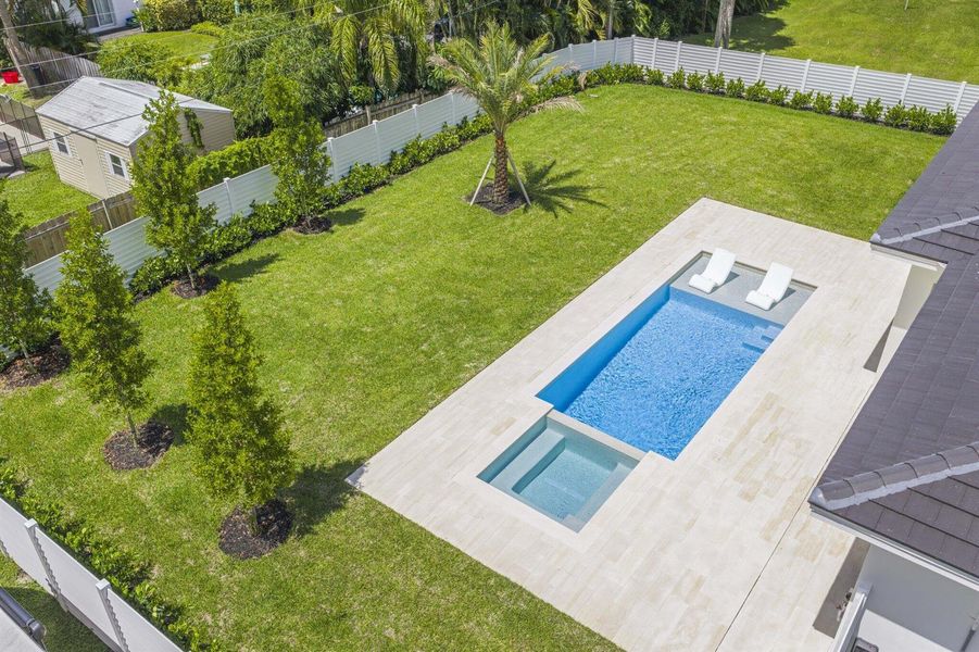 2384 Windsor Rd Palm Beach Gardens - 77. 2384 Windsor Rd Palm Beach Gardens - 77.