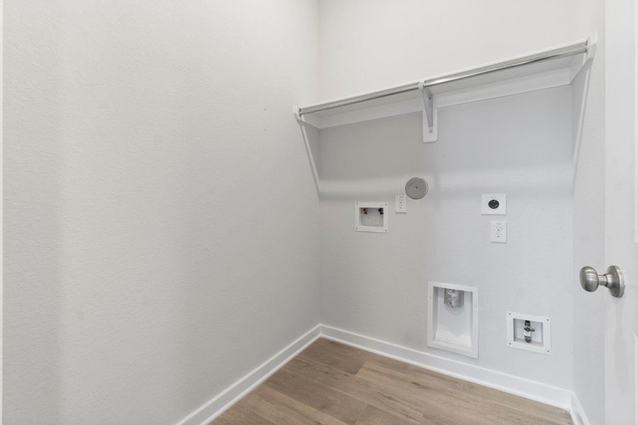 Spacious, unfurnished interior of a new home in , Montgomery (Image 15).