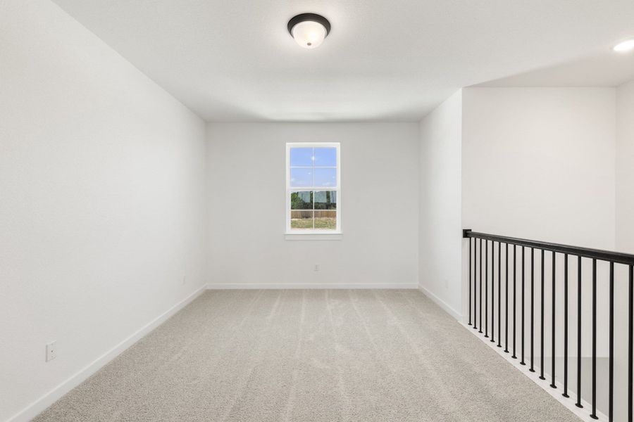Spacious, unfurnished interior of a new home in Heritage, Dripping Springs (Image 44).