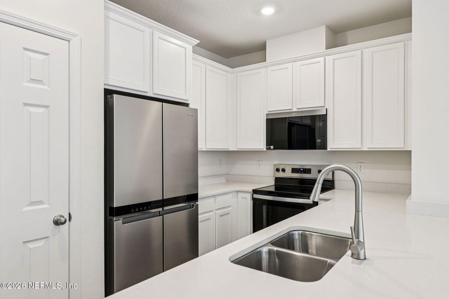 Image 33 of a home in Orchard Park Townhomes. Image 33 of a home in Orchard Park Townhomes.