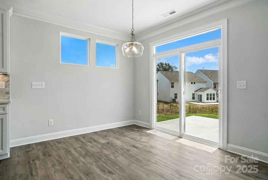 Spacious, unfurnished interior of a new home in Hampton Woods, Charlotte (Image 37).