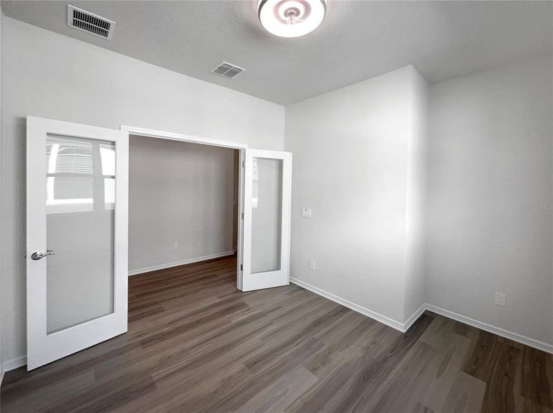Spacious, unfurnished interior of a new home in , Kissimmee (Image 49).