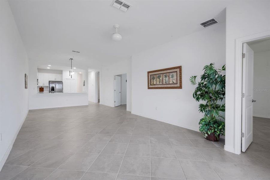 Spacious, unfurnished interior of a new home in , Naples (Image 22). Spacious, unfurnished interior of a new home in , Naples (Image 22).