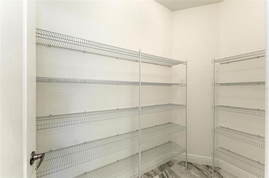 Spacious, unfurnished interior of a new home in , Sarasota (Image 34).